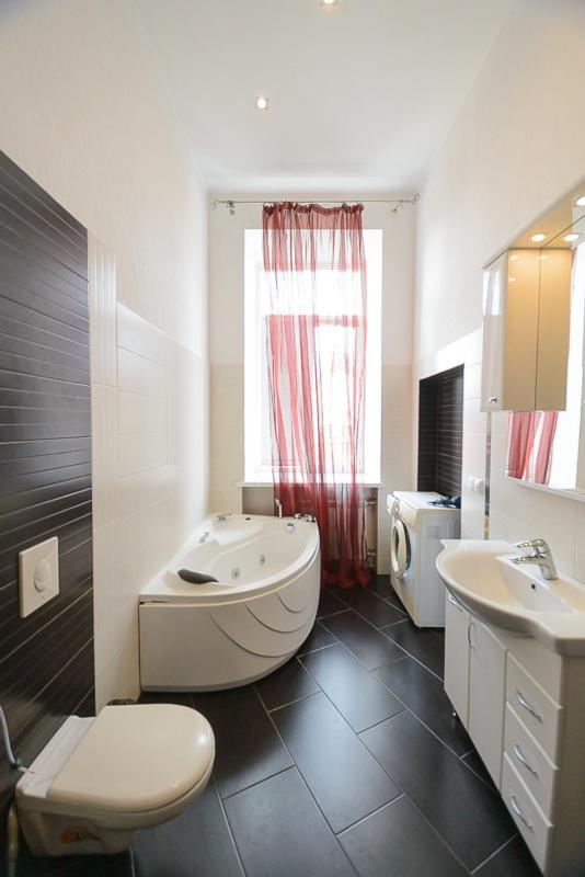 Comfortable Apartment On Mikhaylovskiy Lane Kyiv Exterior photo